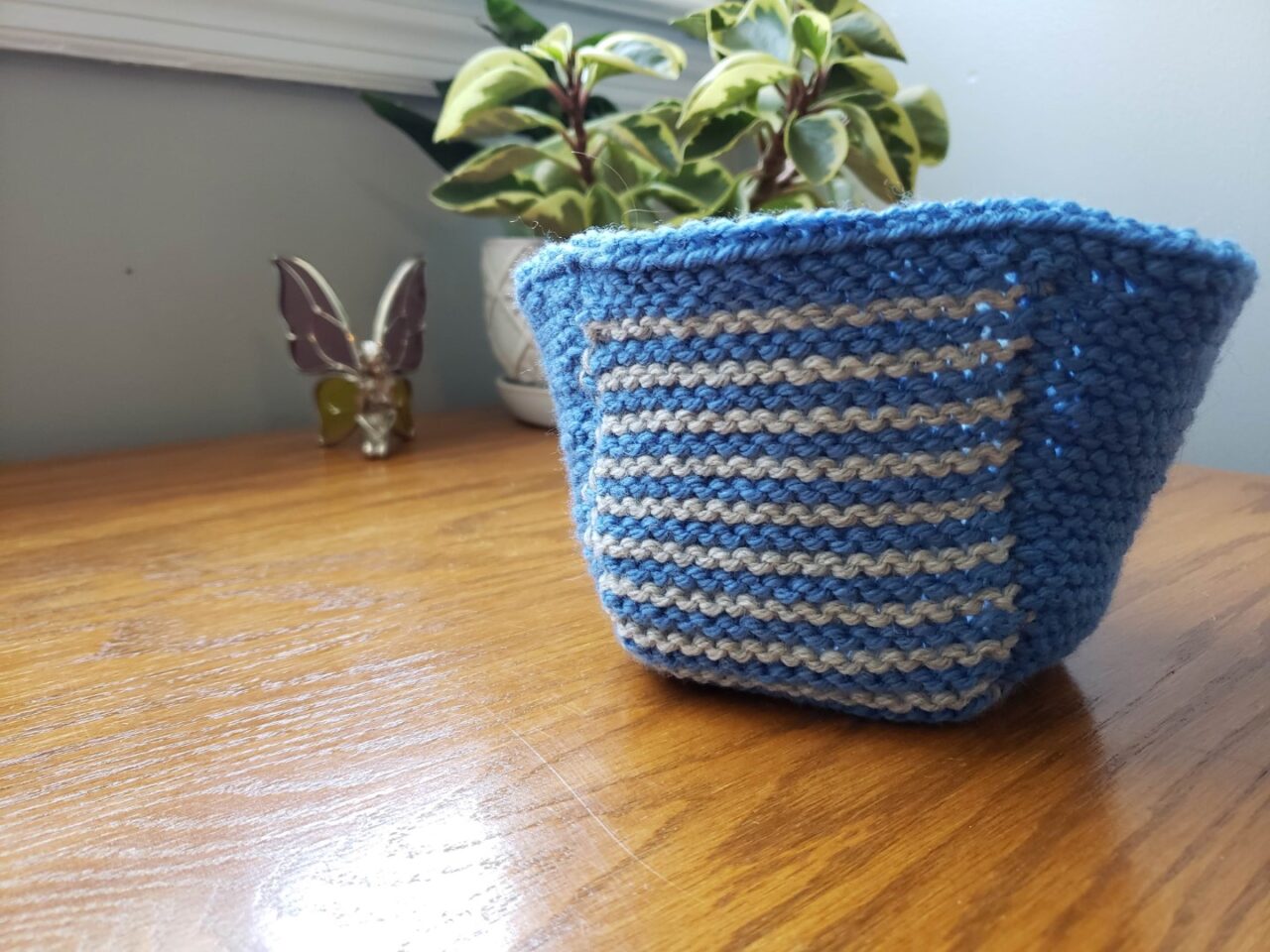 MODULAR KNIT BOWL