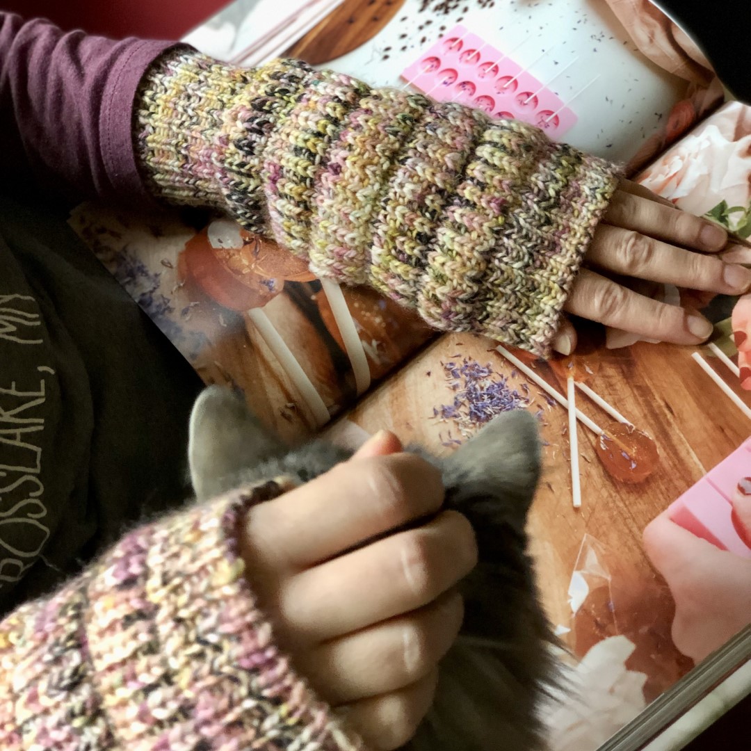 PUFF CUFFS